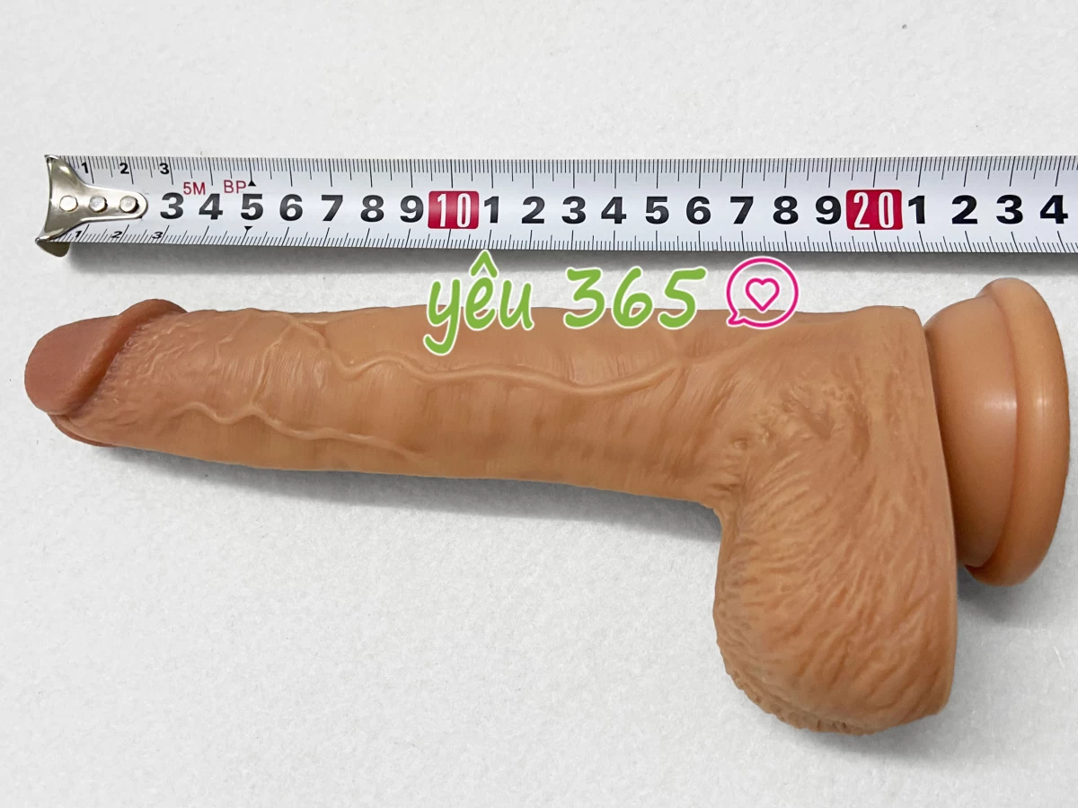 Dương vật giả có đế đa năng Yeain Real Dildo to dài