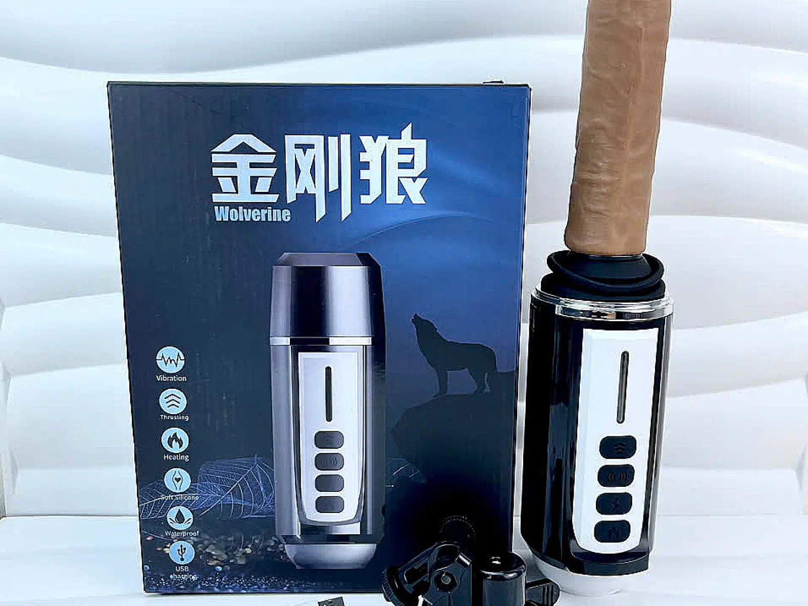 Thanh Lý - Máy thủ dâm Wolverine hoạt động bình thường, dương rách 1 lỗ bên cạnh đầu dương