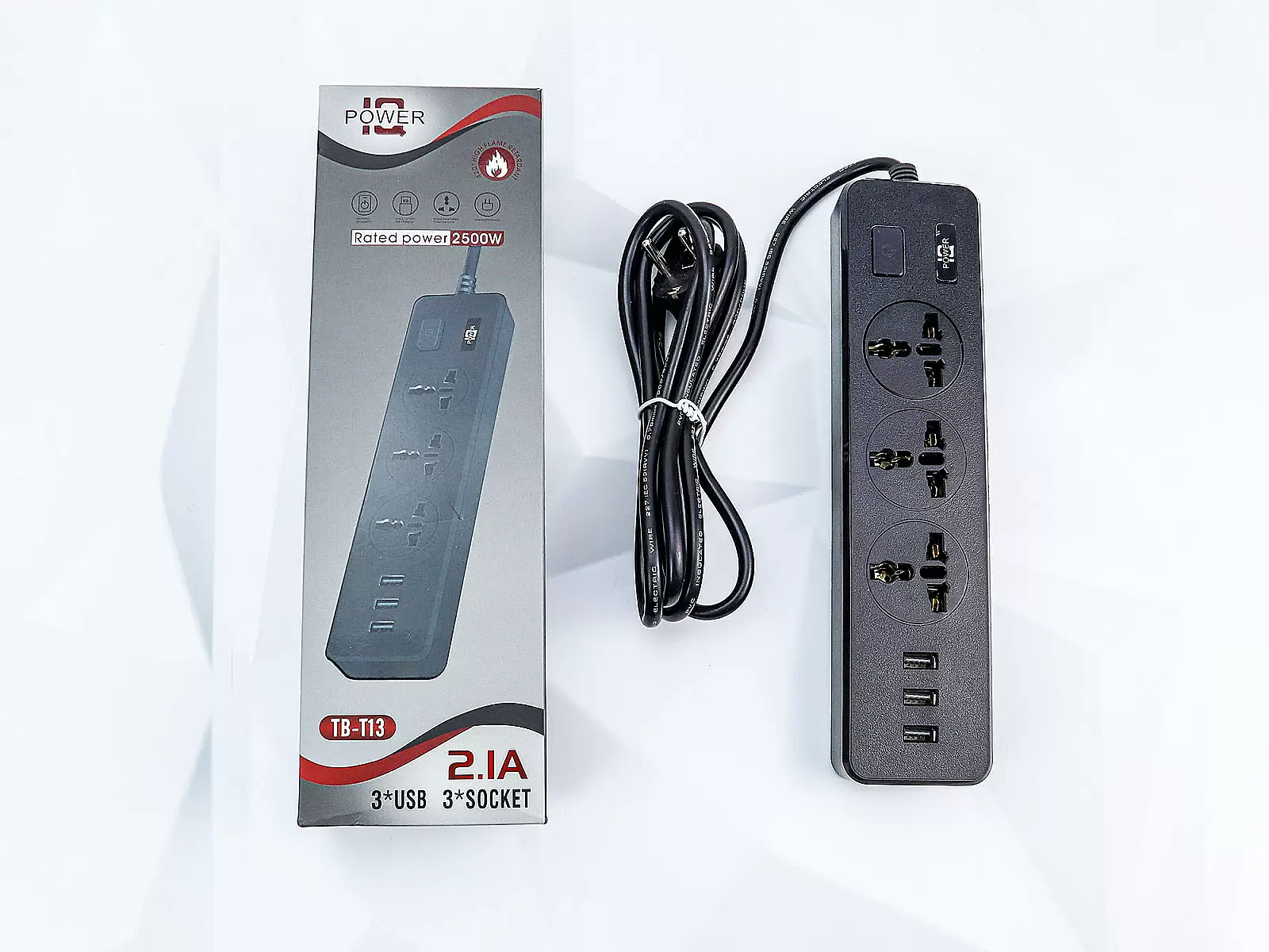 Ổ Cắm Điện IQ Power TB-T13 3 Chấu – 3 Cổng USB Công Suất 2500W