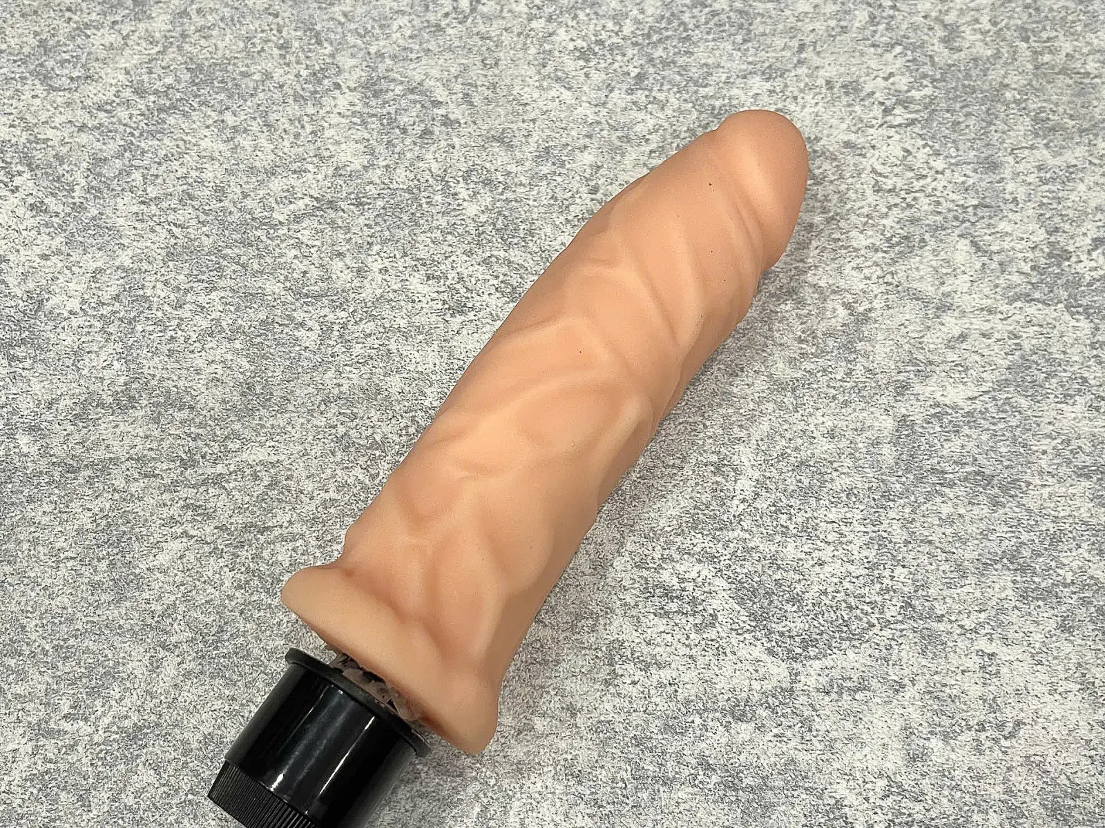 Thanh l&yacute; - Dương v&acirc;̣t giả silicon thẳng Lovetoy Real Feel 8inch mềm mại kh&ocirc;ng rung