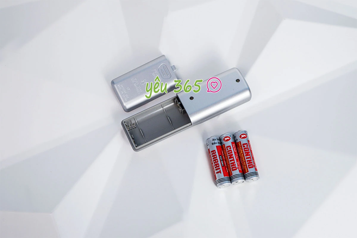 Dương vật giả có đế Lovetoy Real Extreme 7 inch có rung mềm mại giống thật