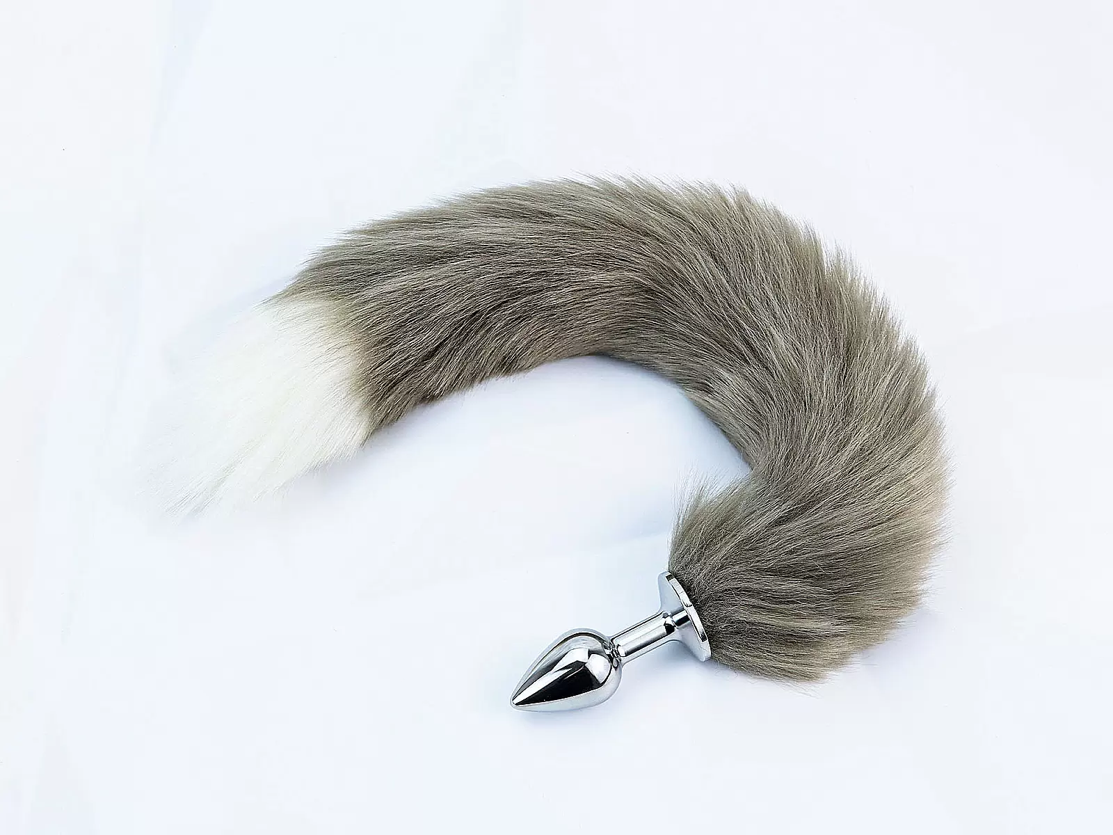 Đồ chơi kích hậu inox đuôi cáo xám rêu màu đẹp