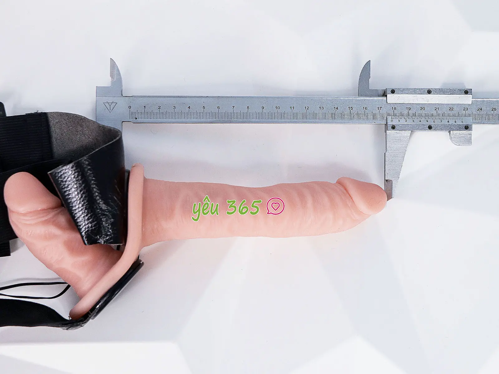Dương vật giả có dây đeo Ultra 2 đầu rung nhiều chế độ