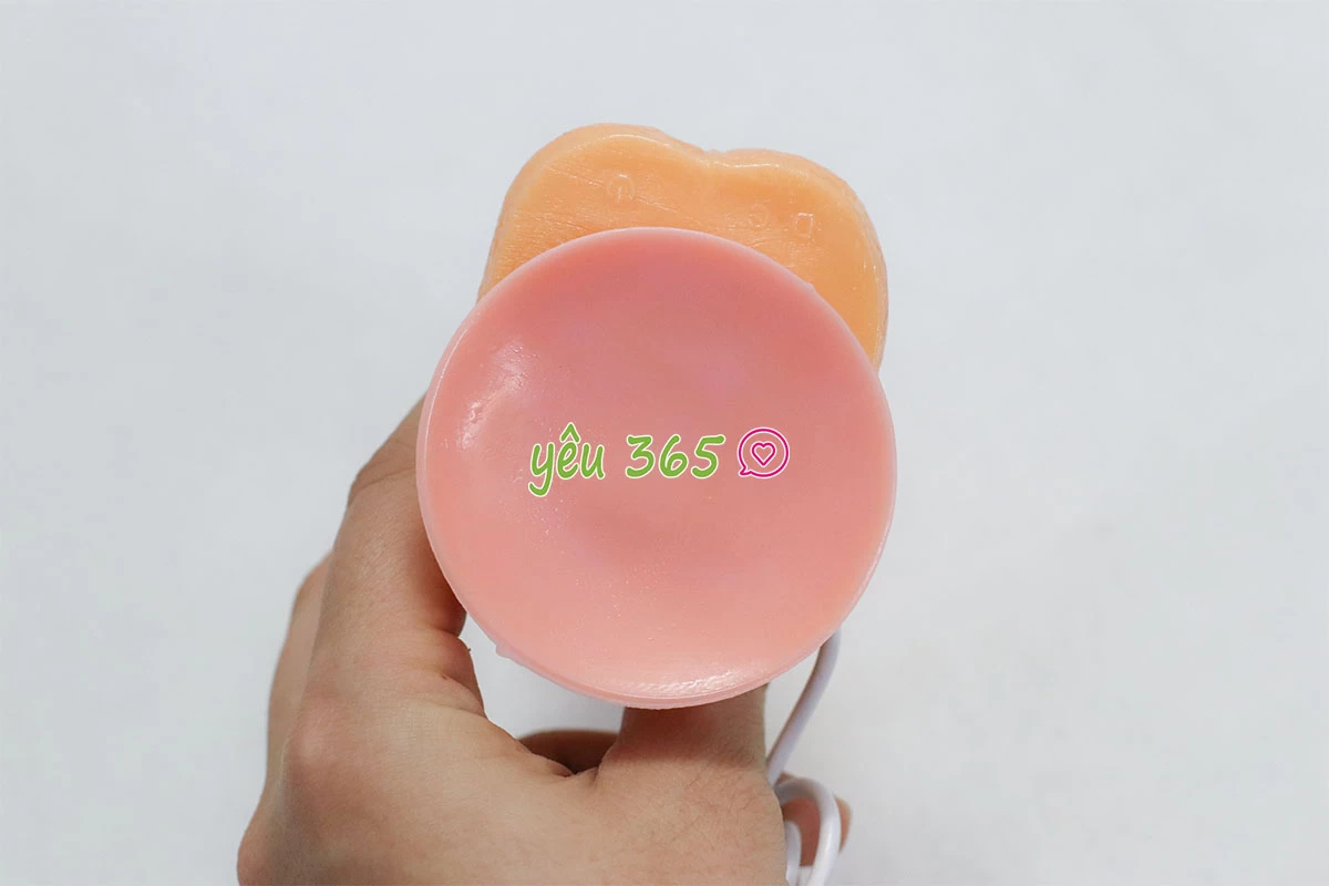 Dương vật giả có đế Excited đa năng