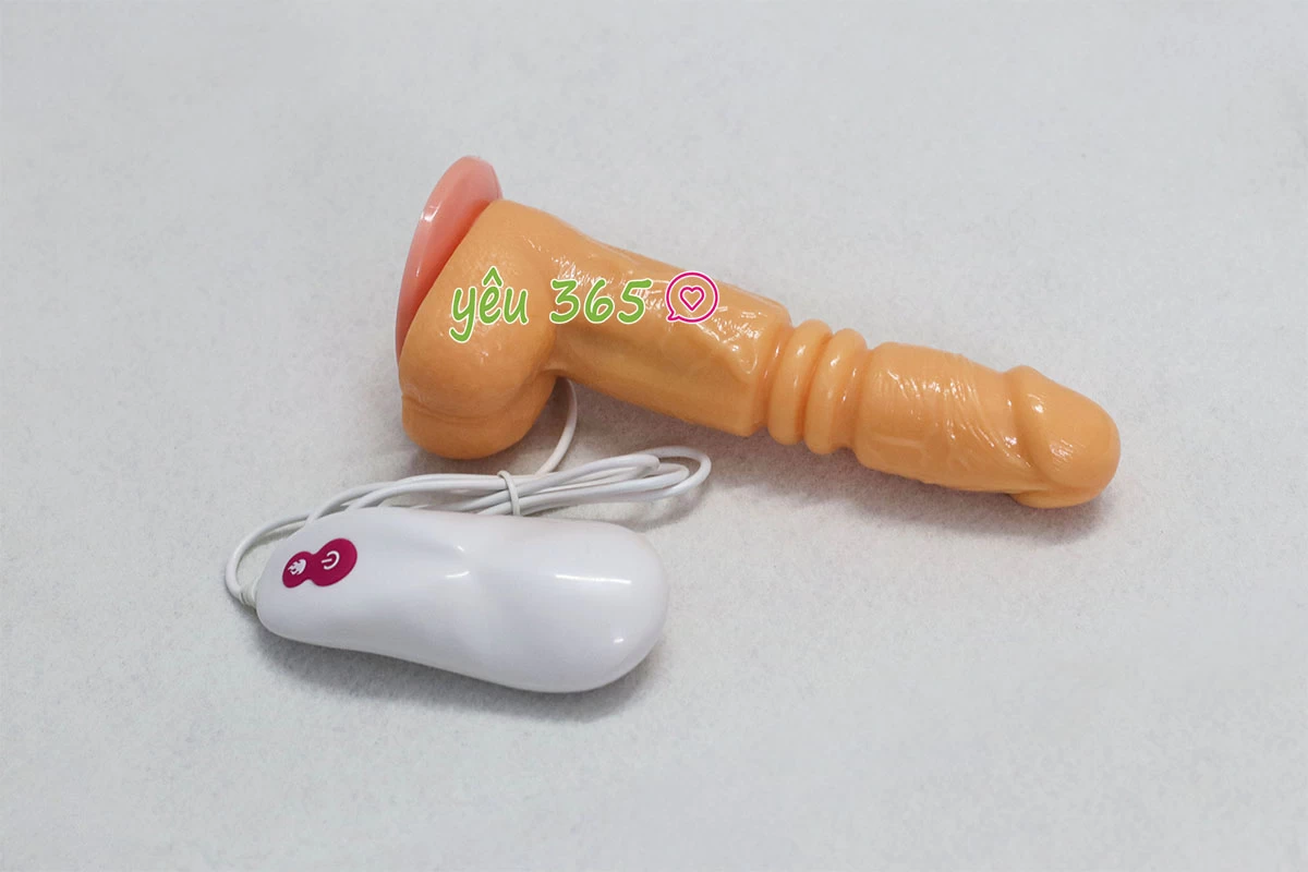 Dương vật giả có đế Excited đa năng