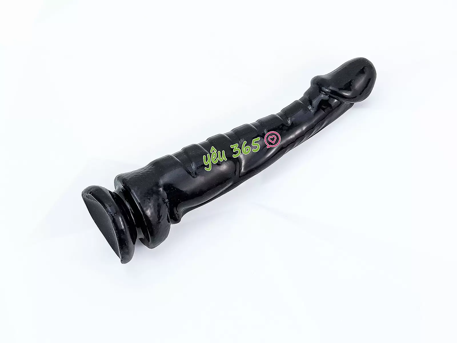 Dương vật giả có đế silicon mềm mại màu đen quyến rũ