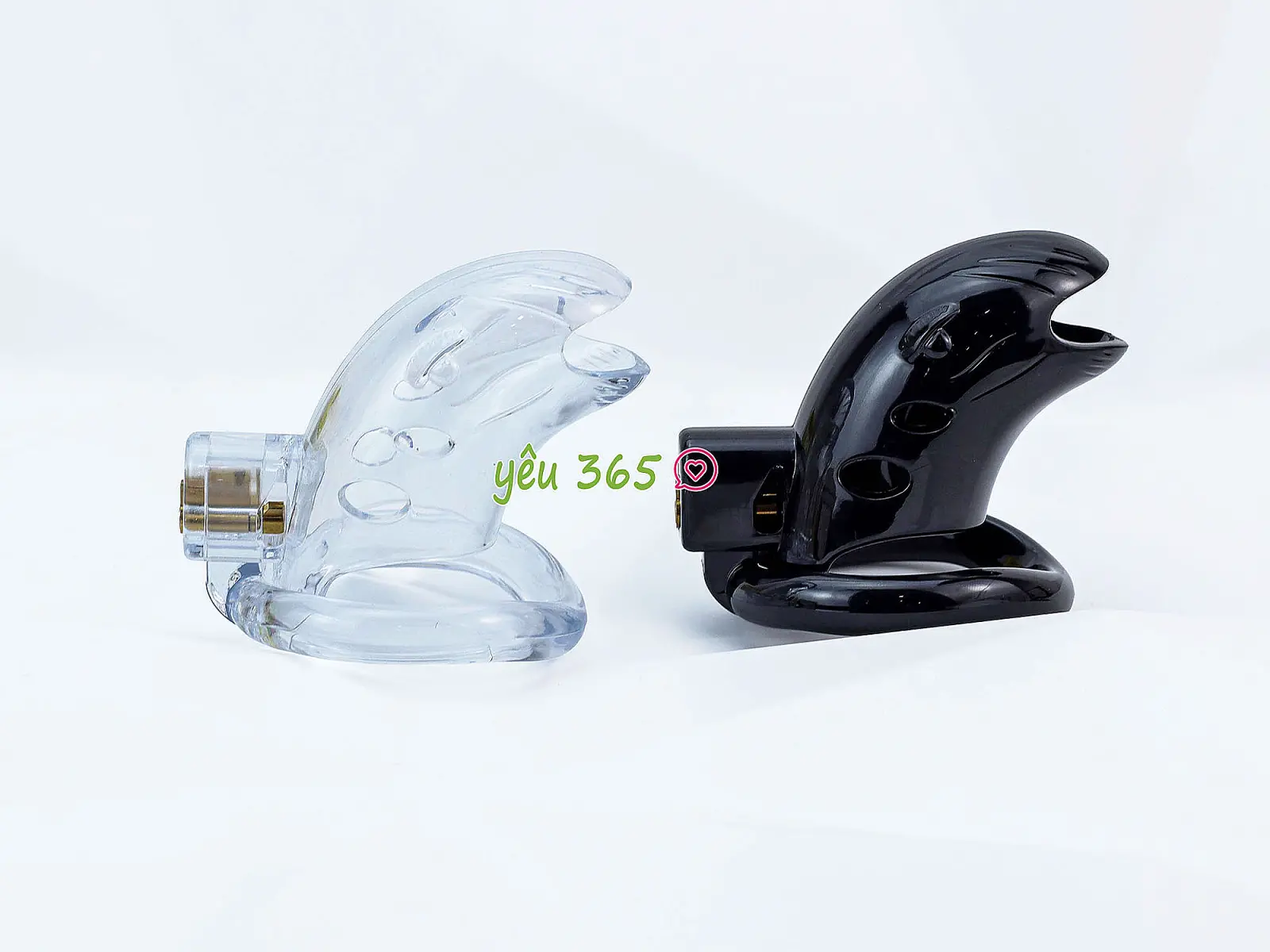 Đồ chơi bạo dâm khoá dương vật nhựa có chìa khoá