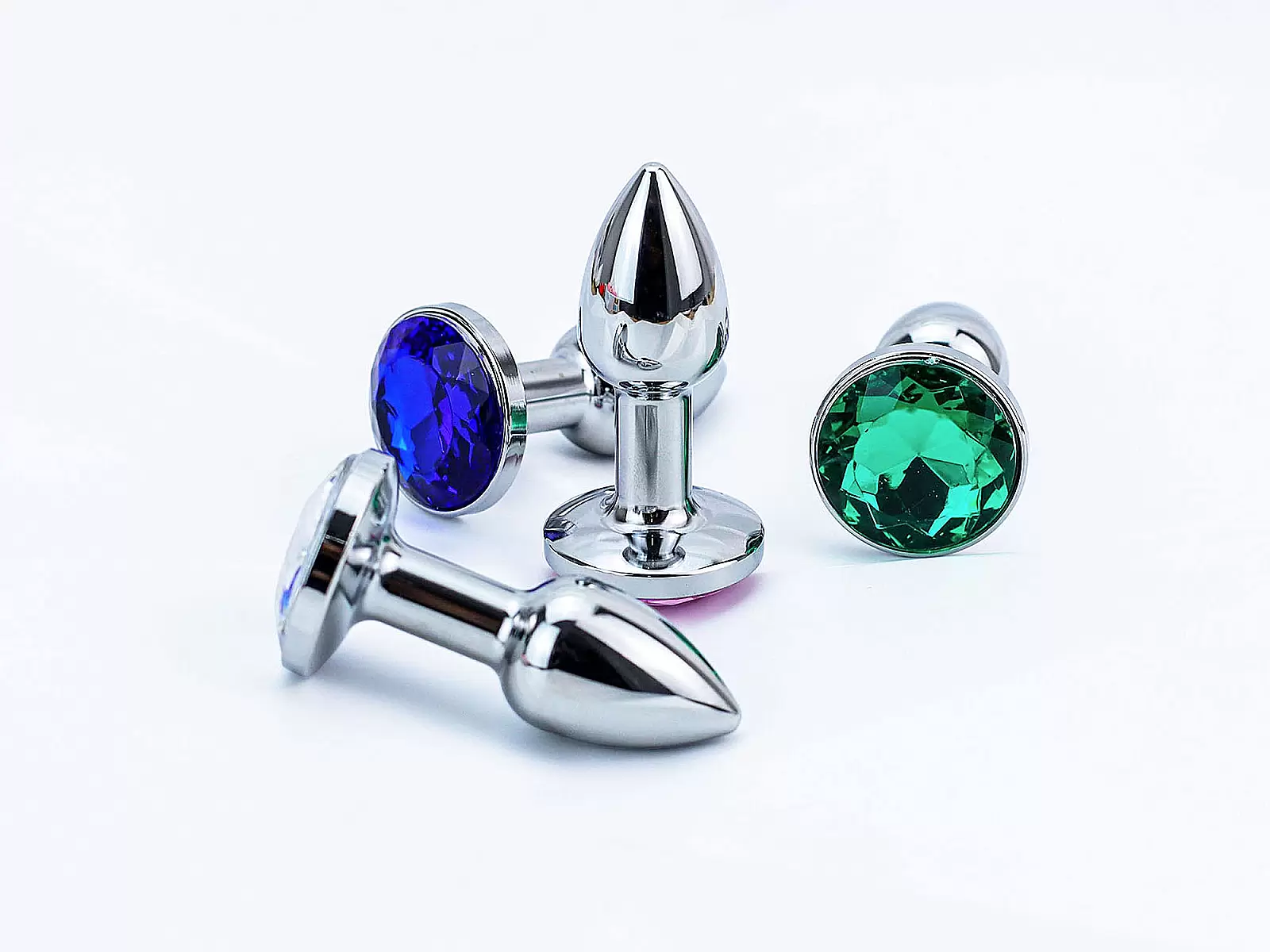 Sextoy kích hậu Inox mini có đế nhiều màu sắc pin sạc đặc biệt