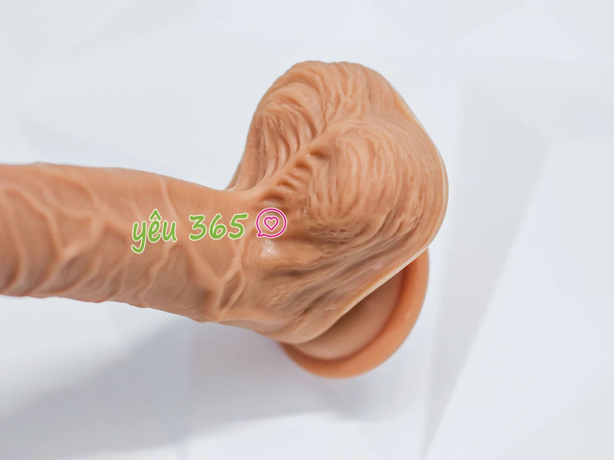 Dương vật giả có đế rung ngoáy ấm nóng pin sạc điều khiển không dây Devil