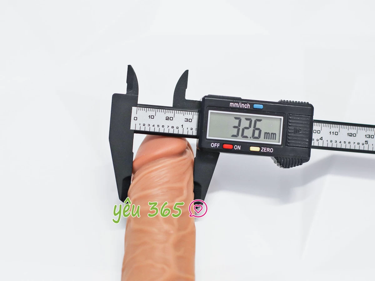 Dương vật giả có đế rung ngoáy ấm nóng pin sạc điều khiển không dây Devil
